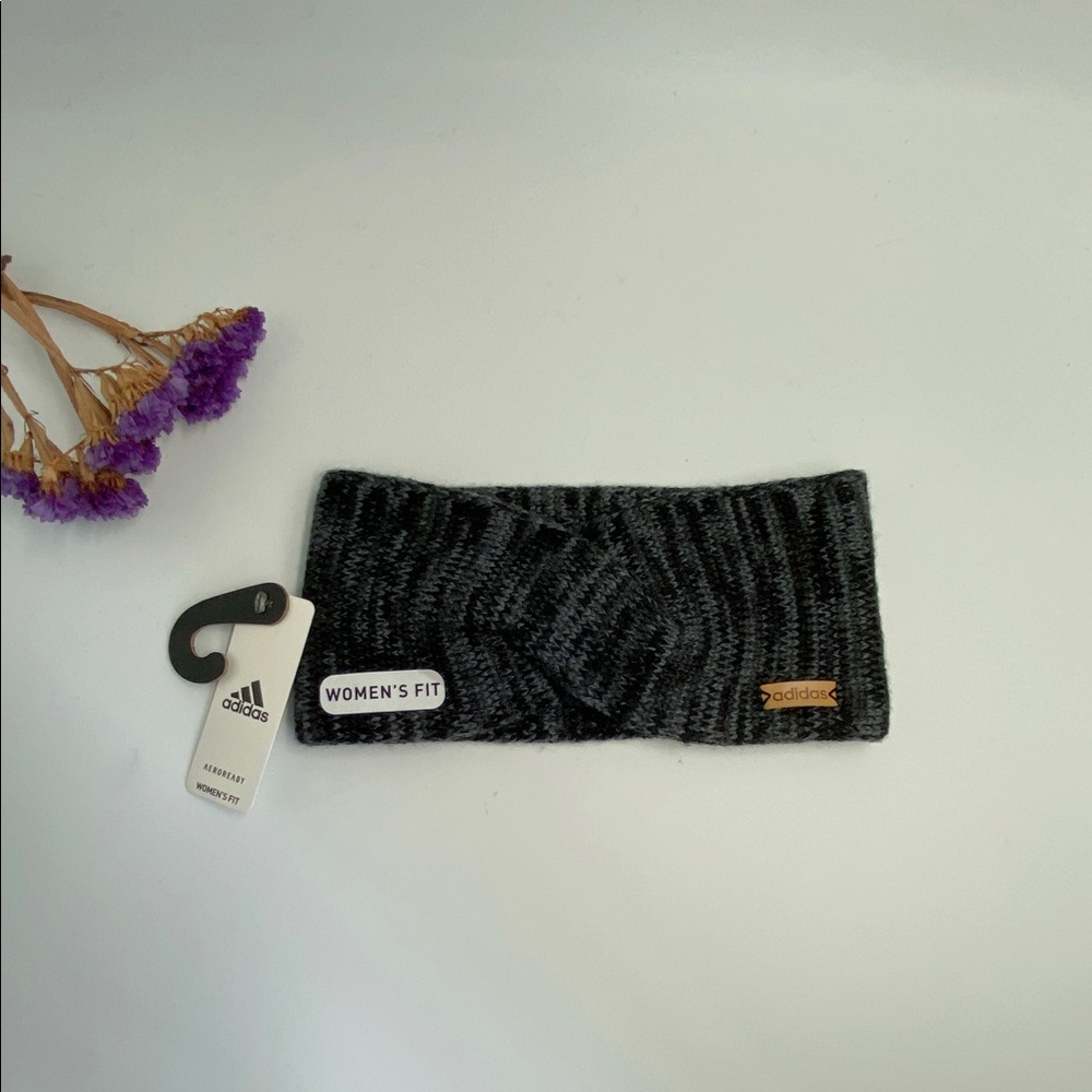 Adidas woman’s core winter knit headband